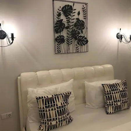 Luxury Old Town Apartment *